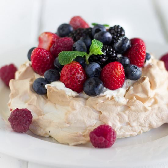Pavlova with Mixed Berries - Recipe photo by Gday Souffle