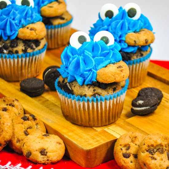 Cookie Monster Cupcakes - Recipe photo by BakingBeauty