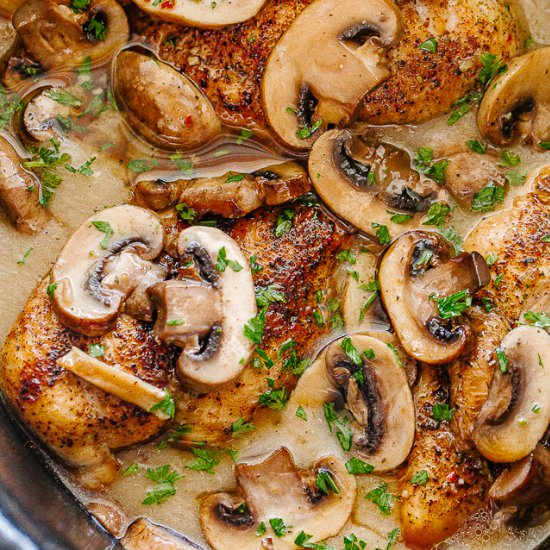 Slow Cooker Chicken Marsala - Recipe photo by diethood