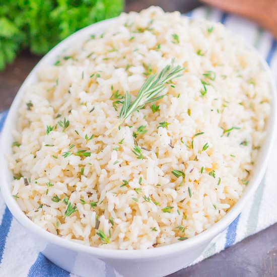 Garlic Herb Rice - Recipe photo by pumpkinnspice
