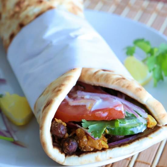 Naan Wrap with Chickpeas - Recipe photo by sandhiya
