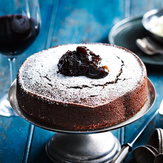 Simple Chocolate sour cream cake - Recipe photo by wselectors