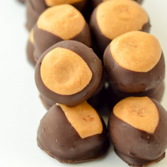 No Bake Peanut Butter Balls - Recipe photo by sweetashoneynz