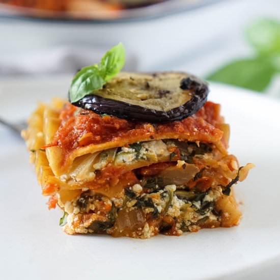 The Best Fully Loaded Vegan Lasagna - Recipe photo by jzeats
