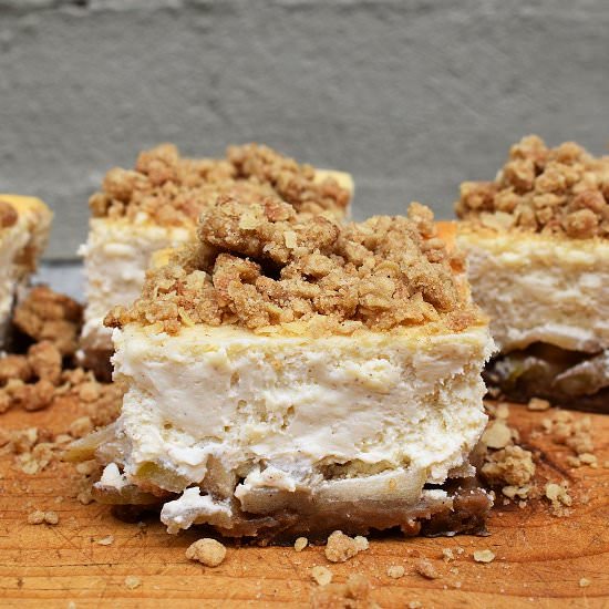 Apple Crumble Cheesecake - Recipe photo by lightscamerabake