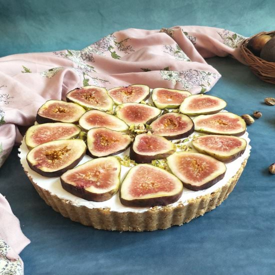 No Bake Figs Honey Tart - Recipe photo by paarulzkitchen