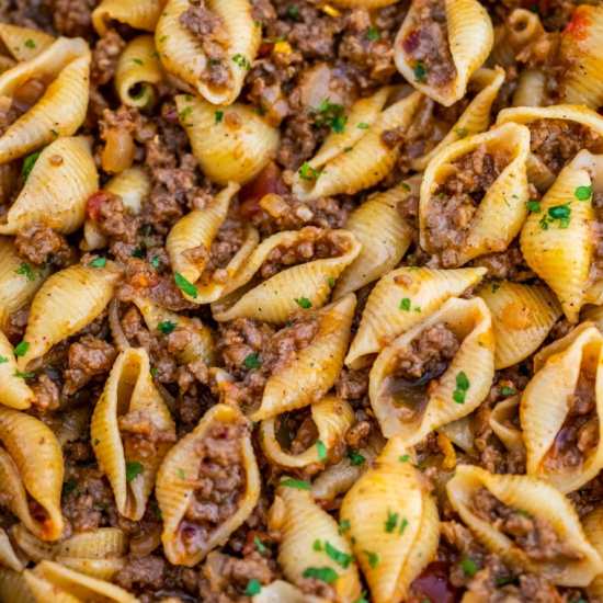 The Best Taco Pasta - Recipe photo by peasandpeonies