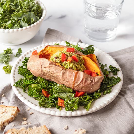 Stuffed sweet potatoes with avocado - Recipe photo by tastyandfrenchy