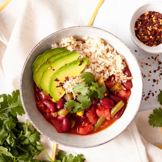 30 minutes vegan chili - Recipe photo by tastyandfrenchy