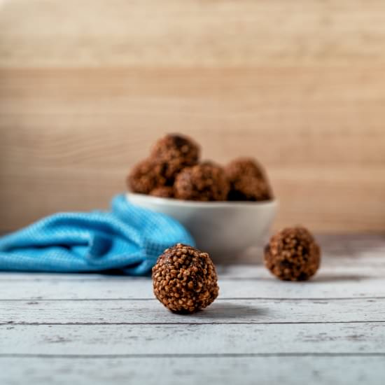 Nut Butter Quinoa Balls - Recipe photo by performancetraining