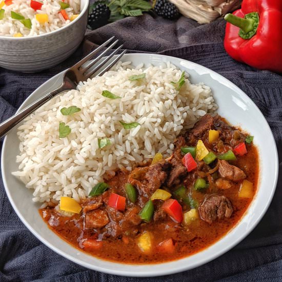 Rindergulasch mit Reis - Recipe photo by Feelgoodfoodandmore