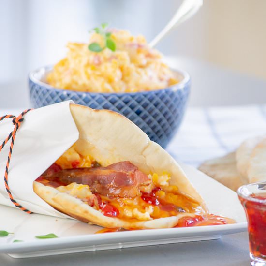 Pimento Cheese & Pepper Jelly Pita - Recipe photo by House of Elyn Ryn