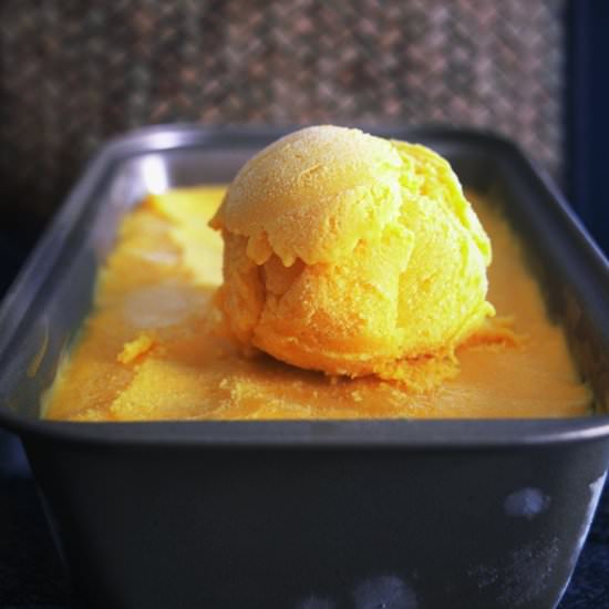 Easy Eggless Mango ice Cream - Recipe photo by Sowmya Sundararajan