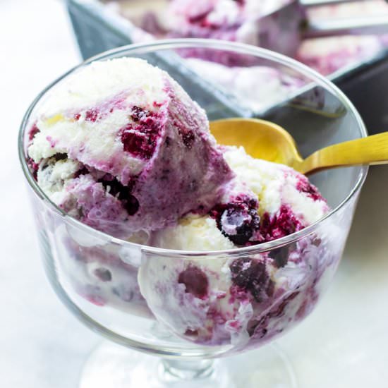 Blueberry Cheesecake Ice Cream - Recipe photo by cookingformysoul