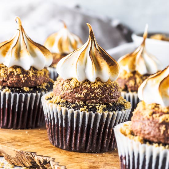 Vegan S'mores Cupcakes - Recipe photo by piesandtacos