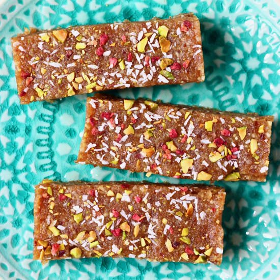Energy Bars (Vegan + GF) - Recipe photo by rhiansrecipes