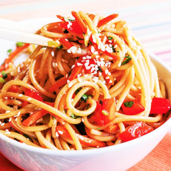 Asian Pasta Salad Recipe - Recipe photo by pipandebby