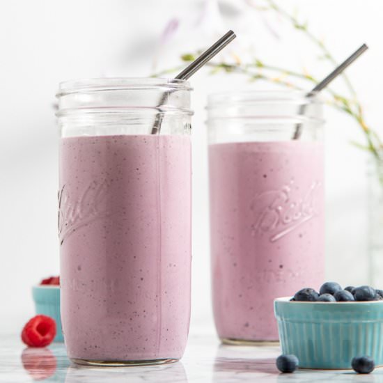 Berry Protein Smoothie - Recipe photo by sidewalkshoes