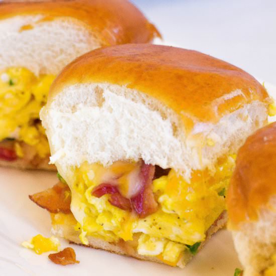Cheesy Egg & Bacon Breakfast Slider - Recipe photo by kathrynskitchenblog