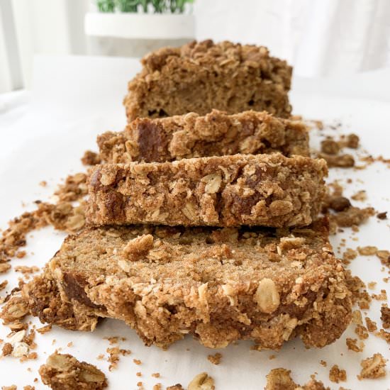 Cinnamon Crunch Banana Bread - Recipe photo by hellospoonful