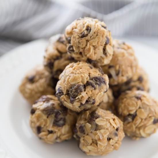 No Bake Peanut Butter Bites - Recipe photo by lifeisalullaby