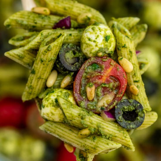 Pesto Pasta Salad - Recipe photo by peasandpeonies
