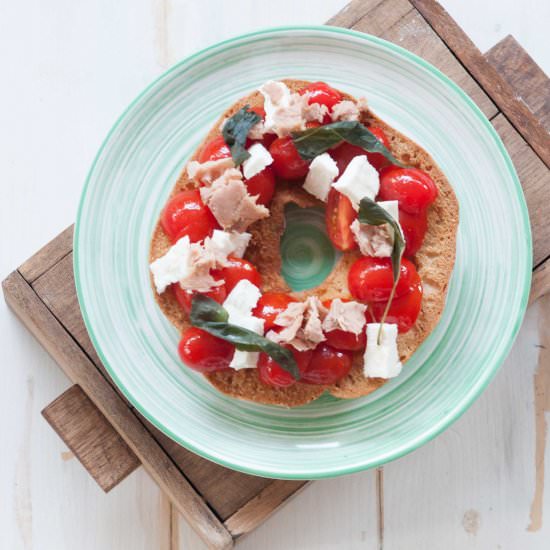Frisella with tomatoes and thuna - Recipe photo by streghetta in cucina