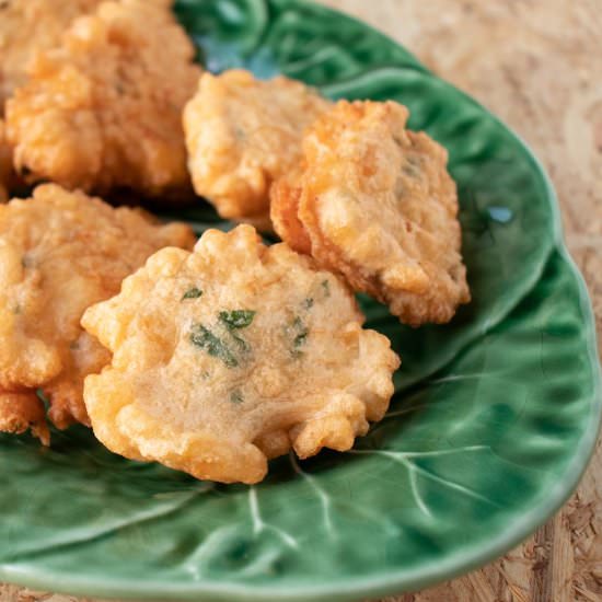 Pataniscas de Bacalhau (Cod Cakes) - Recipe photo by cozinhaalacarte