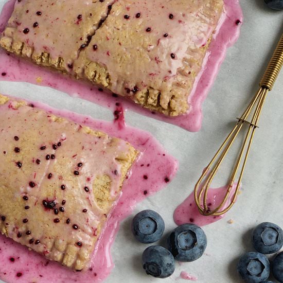 Homemade Blueberry Pop Tarts - Recipe photo by Donut Worry Be Healthy