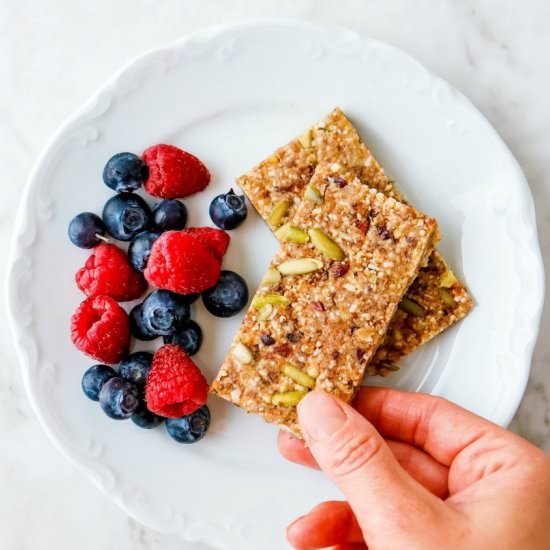 Sheet Pan Paleo Granola Bars - Recipe photo by mealpreponfleek