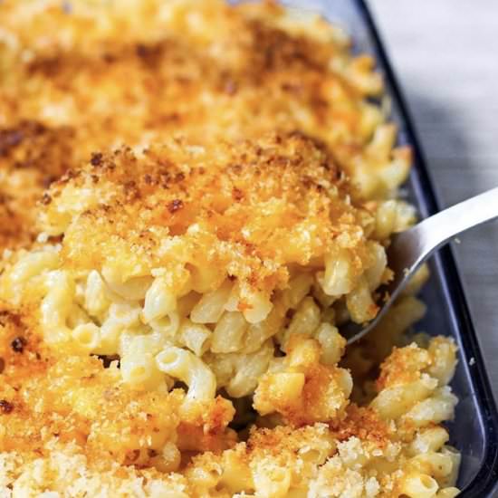 Easy Baked Mac n' Cheese - Recipe photo by A Seasoned Greeting
