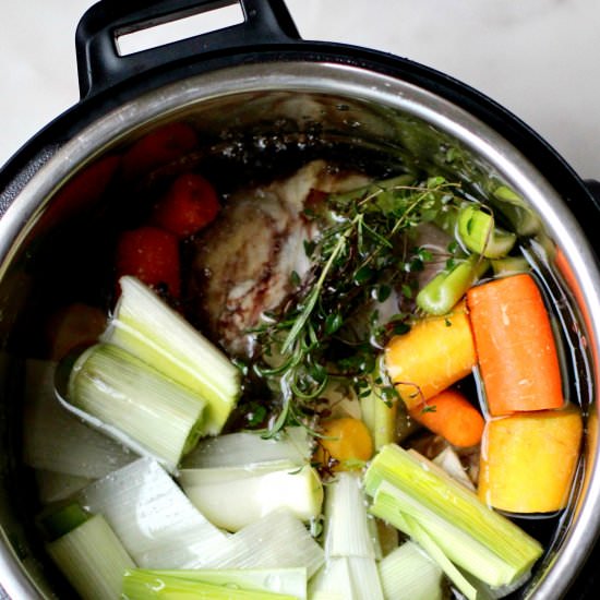 Instant Pot Beef Broth Recipe - Recipe photo by Rainbow Delicious