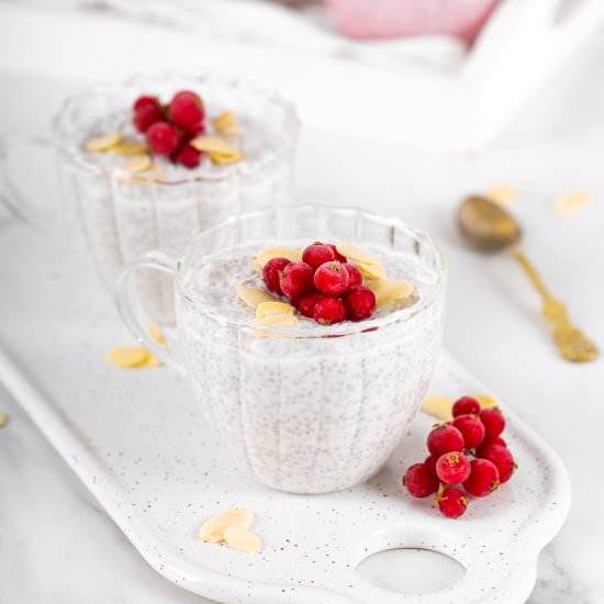 White chia pudding - Recipe photo by DarkoKontin