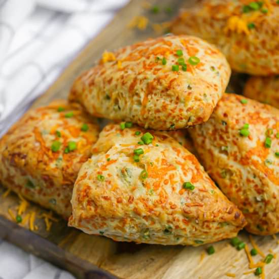 Cheddar Chive Scones - Recipe photo by whatshouldimakefor