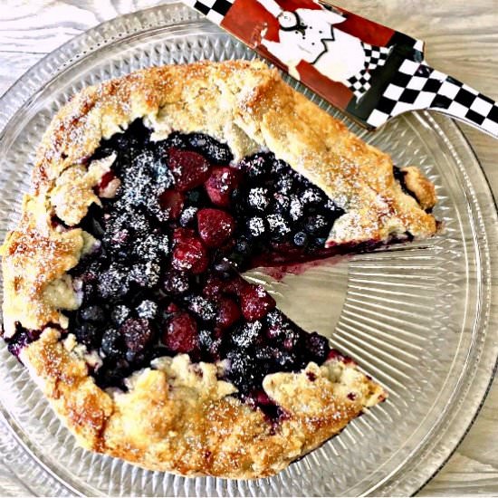 Berry Almond Galette - Recipe photo by Kitchengetaway