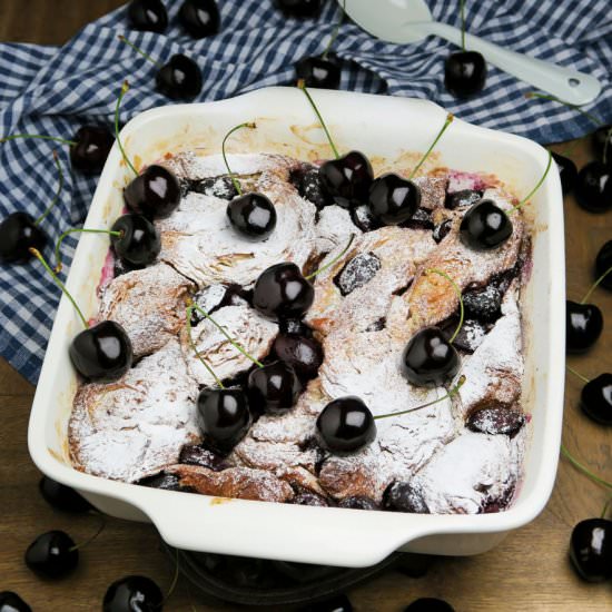 Cherry croissant pudding - Recipe photo by Culinaire bagage