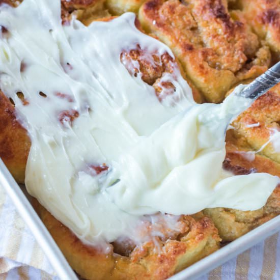 Keto Cinnamon Rolls - Recipe photo by HugForYourBelly