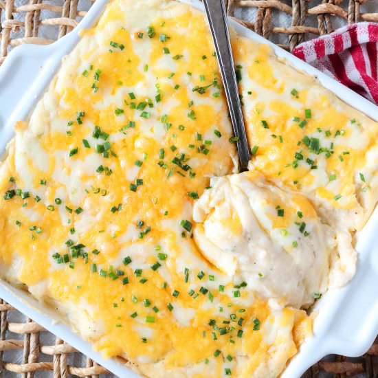 Cheesy Mashed Potatoes - Recipe photo by TheAnthonyKitchen.com