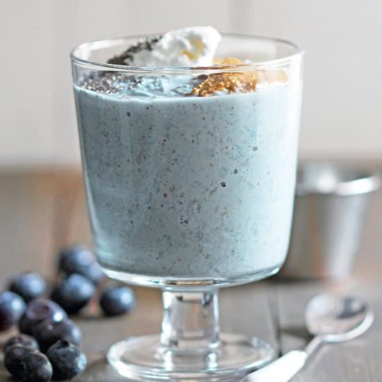 Blue Overnight Oatmeal - Recipe photo by dessertswithbenefits