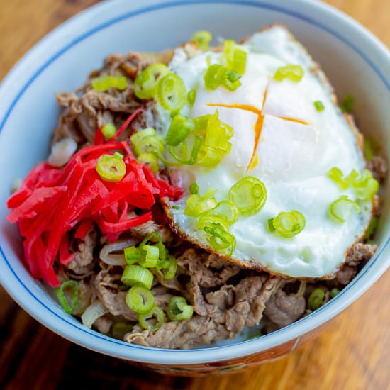 Japanese Gyudon Beef Bowl - Recipe photo by theJapantry