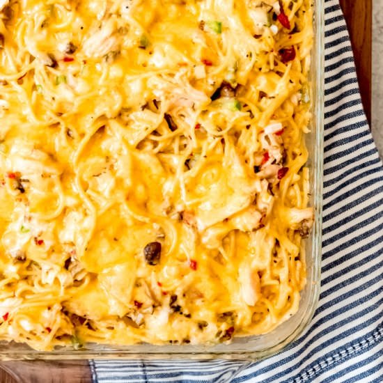 CHICKEN SPAGHETTI CASSEROLE - Recipe photo by houseofnasheats