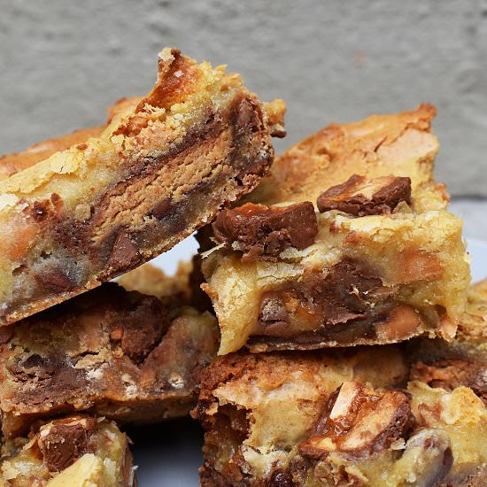 Peanut Butter Cup Blondies - Recipe photo by lightscamerabake