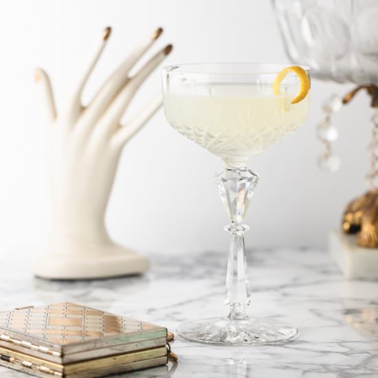 White Lady Cocktail - Recipe photo by sidewalkshoes