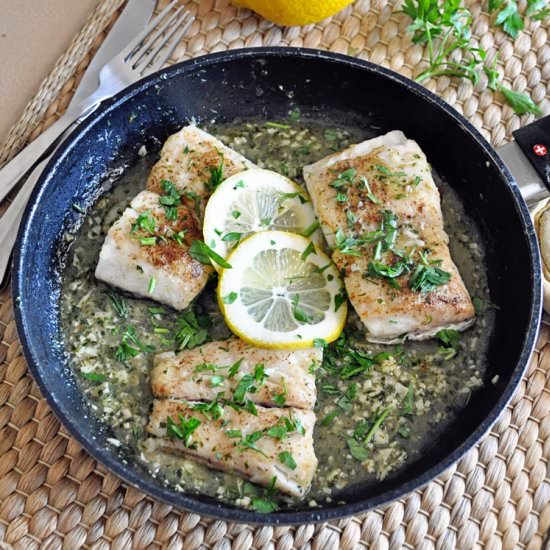 Spanish Hake in Green Sauce - Recipe photo by Spain on a Fork