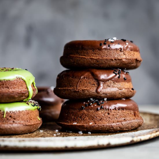 Chocolate Mochi Donuts - Recipe photo by snixykitchen