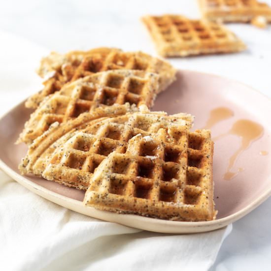 KETO LEMON POPPYSEED WAFFLES - Recipe photo by Stylish Cravings