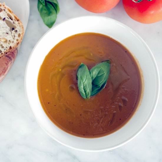 Roasted Tomato & Basil Soup - Recipe photo by amysavagenutrition