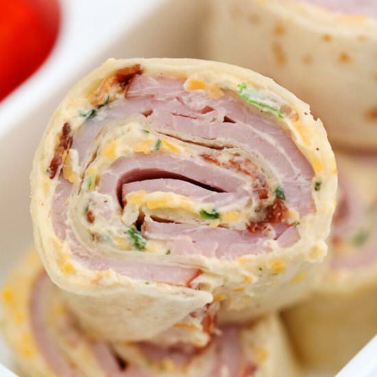 Crack Turkey Pinwheels - Recipe photo by peasandpeonies