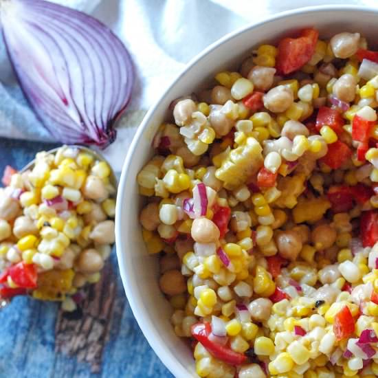 Chickpea & Grilled Corn Salad - Recipe photo by MaesMenu