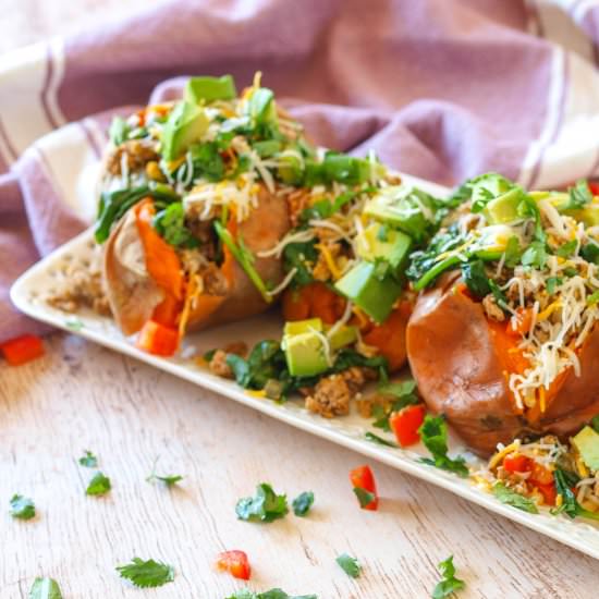 Taco Stuffed Sweet Potatoes - Recipe photo by MaesMenu
